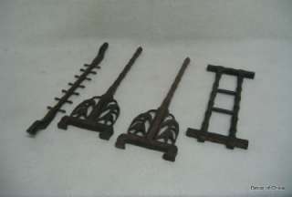 Traditional Chinese Carved Calligraphy Brush Stand 1405  