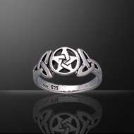 An intertwined Triquetra ring. This Sterling silver ring has a central 