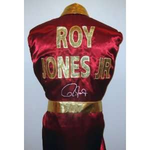 Roy Jones Jr. Signed Boxing Robe   Autographed Boxing Robes and Trunks