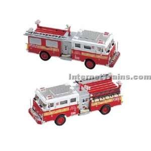   HO Scale 1993 Seagrave Crew Cab Pumper   FDNY Red/White Toys & Games