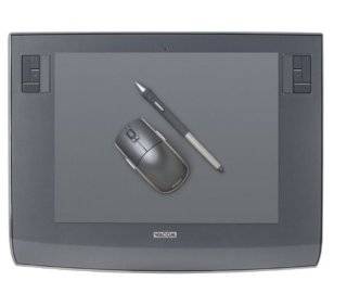 Wacom Intuos3 9 x 12 Inch USB Tablet  Metallic Gray
