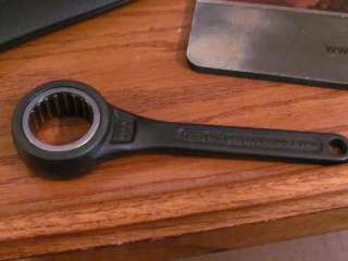 Big Mega Wrench MGR35  