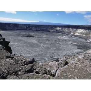 Halemaumau Crater, Big Island, Hawaii, Hawaiian Islands, USA Premium 