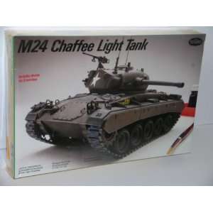  M24 Chaffee Light Tank   Plastic Model Kit Everything 
