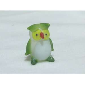  Collectibles Crystal Figurines Opaque Green Owl 
