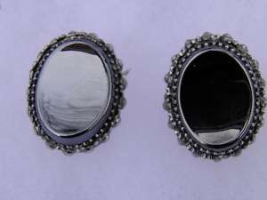 WHITING & DAVIS Vintage Black Silvertone clip earrings  