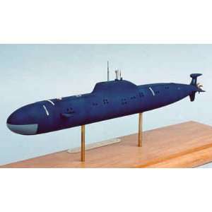  Russian Submarine Akula 1 350 by Yankee Model Works Toys 