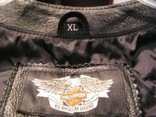 Harley Davidson Vest XL with 25 Pins   many rare HD Pins All of one 