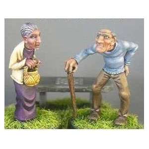   Hasslefree Miniatures Villagers   Old Couple Pack (2) Toys & Games