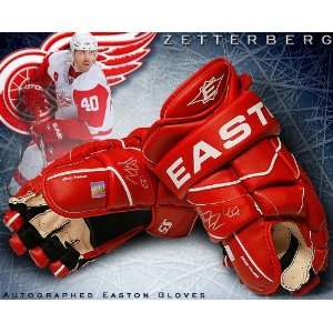 Henrik Zetterberg Detroit Red Wings Autographed Easton Model Gloves 