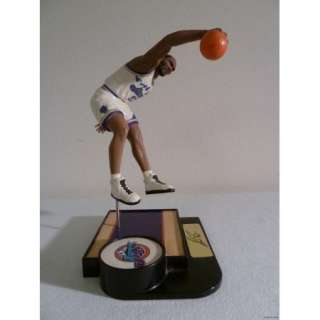 Utah Jazz Karl Malone Number 32 NBA Collectible Desk Figurine RARE 