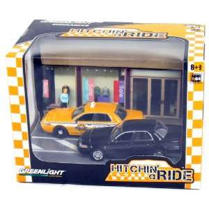   Series 2, HitchinaRide 2008 Ford Crown Victoria Set Toys & Games