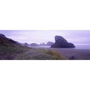  Rock Formations in the Sea, Myers Creek Beach, Oregon, USA 