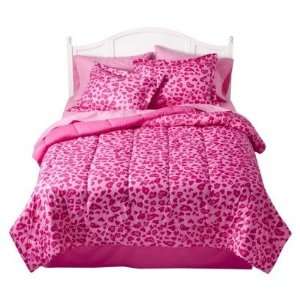  Xhilaration Leopard Bed in a Bag   Pink