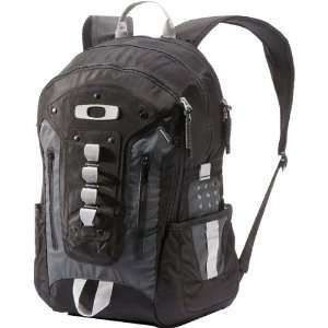 Oakley Echo Charlie 2.0 Mens Outdoor Backpack   Black / 19 H x 14 W 