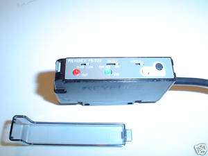 Keyence FS T22 Fiber Optic Sensor Module  