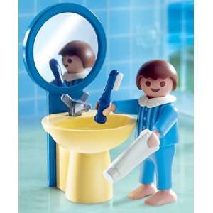  Playmobil 4661 Boy with Sink Toys & Games