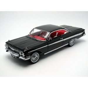   Impala SS 409 Sport Coupe Black 1/18 by Sunstar 2101 Toys & Games