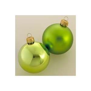 New   Club Pack of 40 Shatterproof Two Tone Apple Green Christmas Ball 