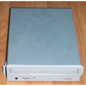  Hitachi CDR 7930 8X IDE CD ROM (CDR7930)