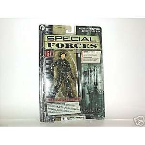  Resaurus Special Forces   Green Beret Recon Officer Toys & Games
