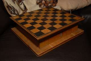 OLD 1920s? HEAVY WOODEN CHECKERS, CHESS BOARD ANTIQUE VINTAGE 32x32cm 