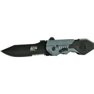 Smith & Wesson M&P MAGIC Assisted 3.6 Combo Blade, Blue Handle 