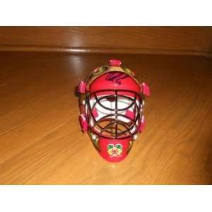 Corey Crawford signed Chicago Blackhawks mini goalie mask 