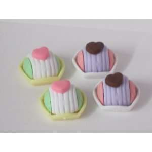  4 Chestnut Cakes Erasers Toys & Games