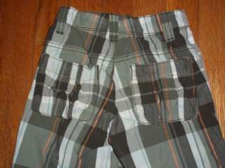 Boys Old Navy short 3T in good condition  