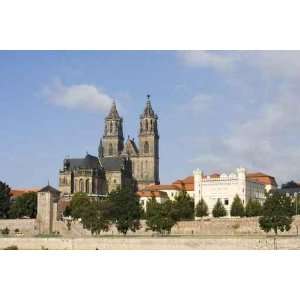  Magdeburger Dom Aufgenommen Von Der Ostseite Der Elbe 