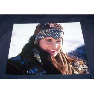   IN BEAUTIFUL HEADRESS LICENSED PHOTO LUCY LAWLESS 