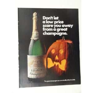 Lejon Champagne. 1970 full page print ad(pumpkin.) original vintage 