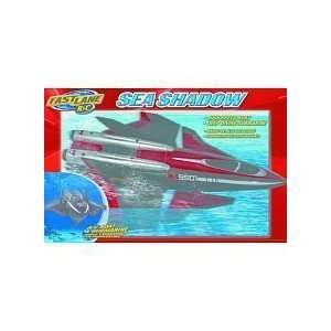  Fast Lane Radio Control Sea Shadow Boat   27 MHz Red and 