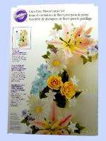 Wilton Gum Paste Flowers Collection Cutter Set 26 pc W/ Book Cake 