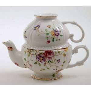    Floral pattern porcelain tea for one with lid