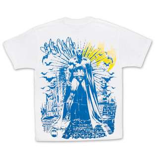 Batman Avenge Artwork White Graphic T Shirt 