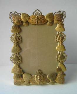   VINTAGE GOLD PLATED HEARTS & CHERUBS PICTURE FRAME 8 x 6  