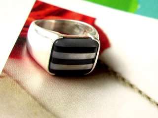 BLACK AND WHITE STERLING SILVER MOTHER OF PEARL TURKISH RING  