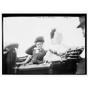  Mrs. W.J. Bryan,Mrs. Flaherty in carriage,New York