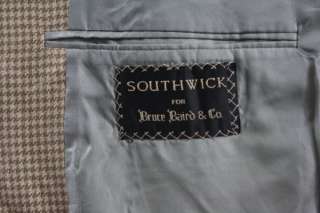 his auction is for an AWESOME vintage blazer by Southwick. It is 