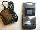 with AC charger Good average MOTOROLA V3xx RAZR for AT&T bundle Gray 7 