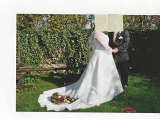 Hochzeitskleid Grösse 50 Farbe ivory/taupe in Nordrhein Westfalen 