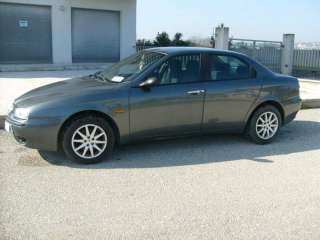 Alfa romeo 156 a Alba Adriatica    Annunci