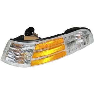 FORD CROWN VICTORIA  COUNTRY SQUIRE SIDE MARKER LIGHT LEFT (DRIVER 