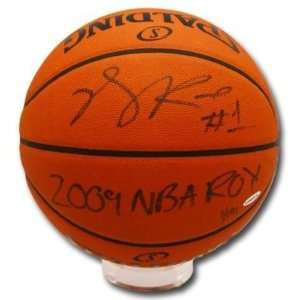   Derrick Rose Ball   2009 ROY Insc UDA LE 101   Autographed Basketballs