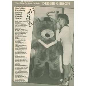  1990 Clipping Singer Debbie Gibson 