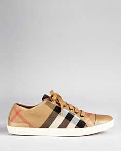 Burberry Sneakers   Vintage House Check