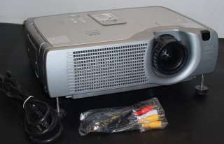 Hitachi XGA CP X430 LCD Multimedia Projector  