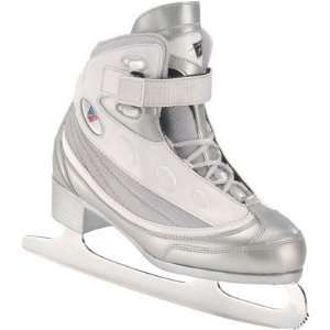  Riedell 820 Ladies Soft Boot Ice Skates   GR4 Blade   Size 